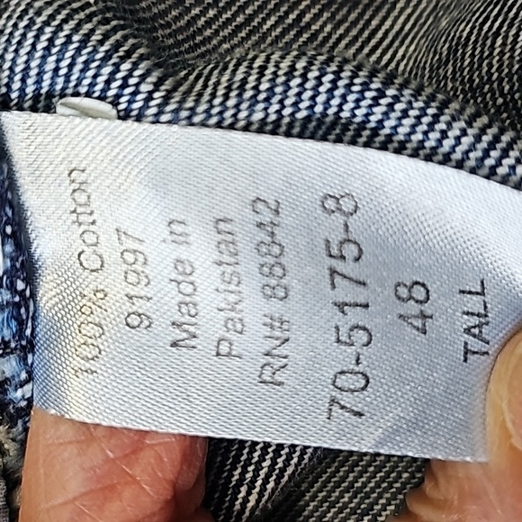 KINK SIZE, MENS dinim Shorts. Size‎ 48. Cargo style. Nice..nice pockets. - Picture 8 of 9